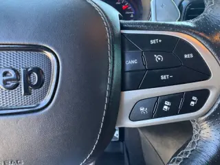 2020 Jeep Grand Cherokee Trackhawk