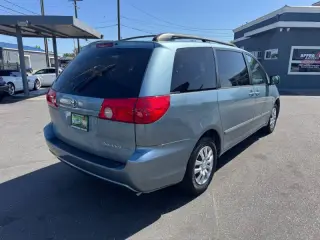 2008 Toyota Sienna LE 7-Passenger