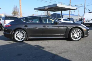 2010 Porsche Panamera 4S