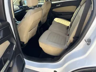 2016 Ford Edge