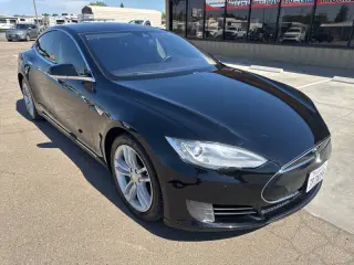 2015 Tesla Model S