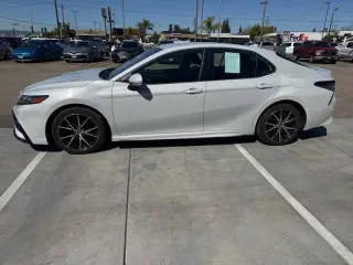 2022 Toyota Camry SE Nightshade