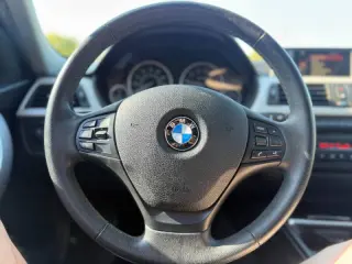 2015 BMW 3 Series 320i xDrive