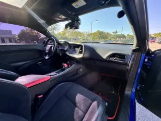 2018 Dodge Challenger 392 HEMI Scat Pack Shaker