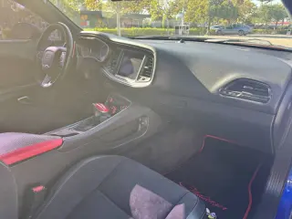 2018 Dodge Challenger 392 HEMI Scat Pack Shaker