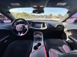 2018 Dodge Challenger 392 HEMI Scat Pack Shaker
