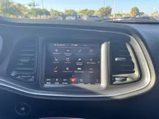 2018 Dodge Challenger 392 HEMI Scat Pack Shaker
