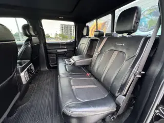 2017 Ford F-350 Super Duty Platinum