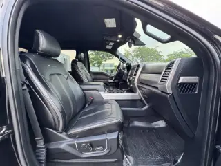 2017 Ford F-350 Super Duty Platinum