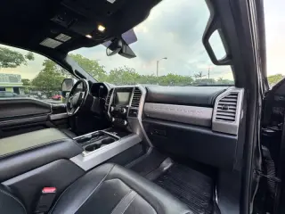 2017 Ford F-350 Super Duty Platinum