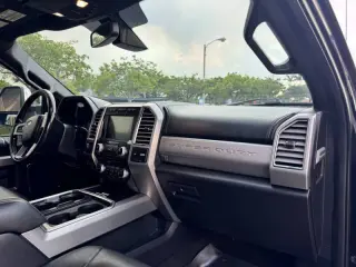 2017 Ford F-350 Super Duty Platinum