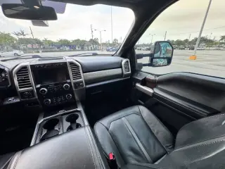 2017 Ford F-350 Super Duty Platinum