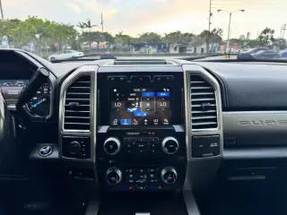 2017 Ford F-350 Super Duty Platinum
