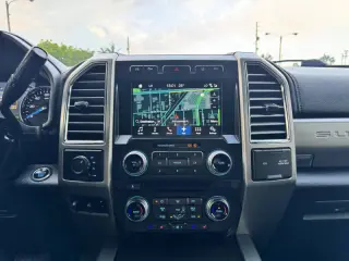 2017 Ford F-350 Super Duty Platinum