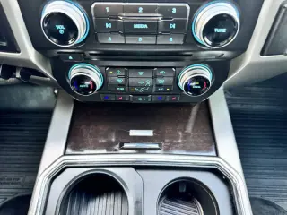 2017 Ford F-350 Super Duty Platinum