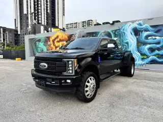 2017 Ford F-350 Super Duty Platinum