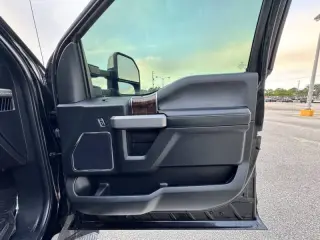 2017 Ford F-350 Super Duty Platinum