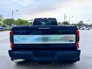 2017 Ford F-350 Super Duty Platinum