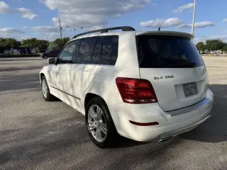 2015 Mercedes-Benz GLK 350