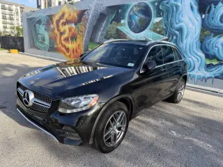 2017 Mercedes-Benz GLC 300