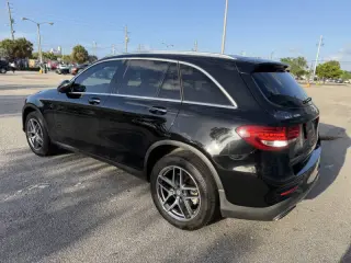 2017 Mercedes-Benz GLC 300
