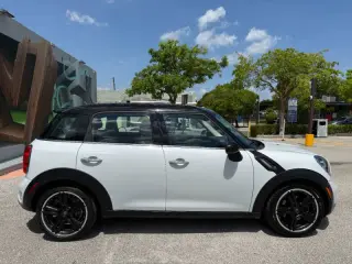 2014 MINI Countryman Cooper S