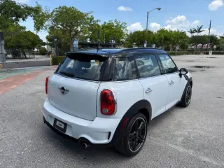 2014 MINI Countryman Cooper S