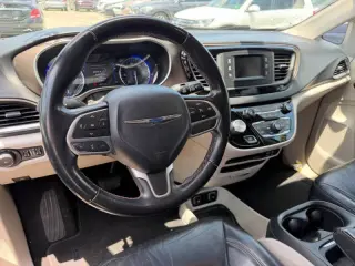 2017 Chrysler Pacifica Touring Plus