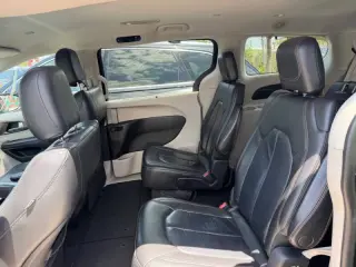 2017 Chrysler Pacifica Touring Plus