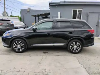 2018 Mitsubishi Outlander LE