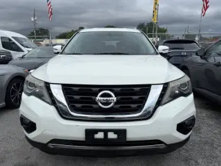 2018 Nissan Pathfinder