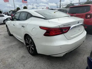 2017 Nissan Maxima