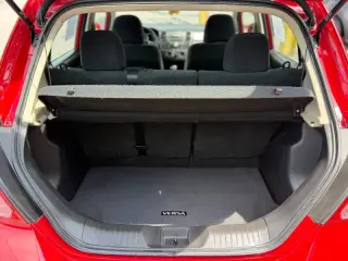 2012 Nissan Versa 1.8 S