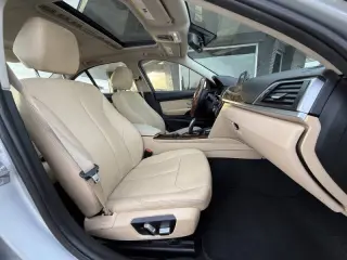 2017 BMW 3 Series 320i