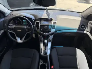 2014 Chevrolet Cruze 1LT Auto
