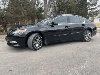 2016 Acura RLX w/Advance