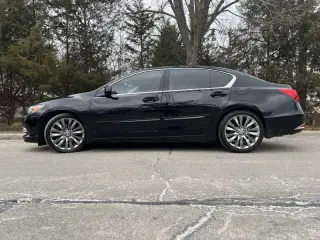 2016 Acura RLX w/Advance