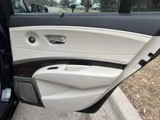 2016 Acura RLX w/Advance