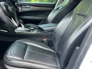 2018 Alfa Romeo Stelvio Ti