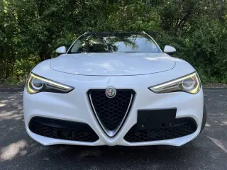 2018 Alfa Romeo Stelvio Ti