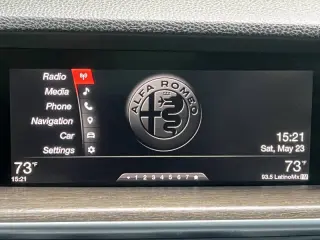 2018 Alfa Romeo Stelvio Ti
