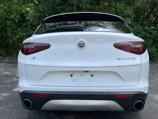 2018 Alfa Romeo Stelvio Ti