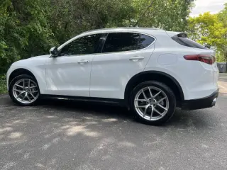 2018 Alfa Romeo Stelvio Ti