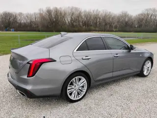 2022 Cadillac CT4 Premium Luxury