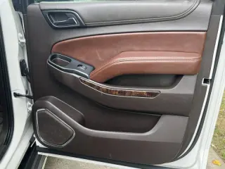 2017 Chevrolet Suburban