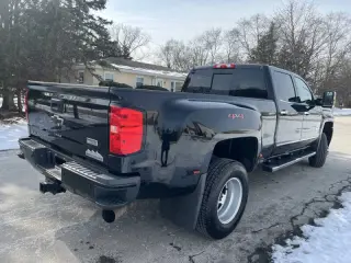 2018 Chevrolet Silverado 3500HD High Country