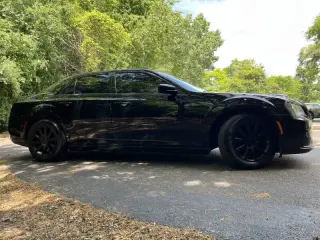 2018 Chrysler 300 Touring L