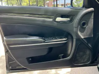 2018 Chrysler 300 Touring L