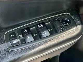 2018 Chrysler 300 Touring L