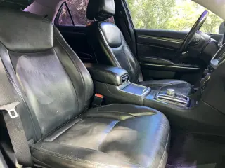 2018 Chrysler 300 Touring L